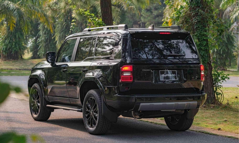 toyota-land-cruiser-prado-1_optimized
