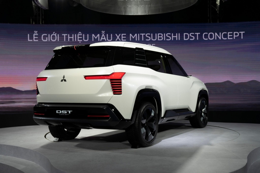 Sau Xforce, Mitsubishi tiếp tục tung DST Concept: Công thức thành công có lặp lại? 647610