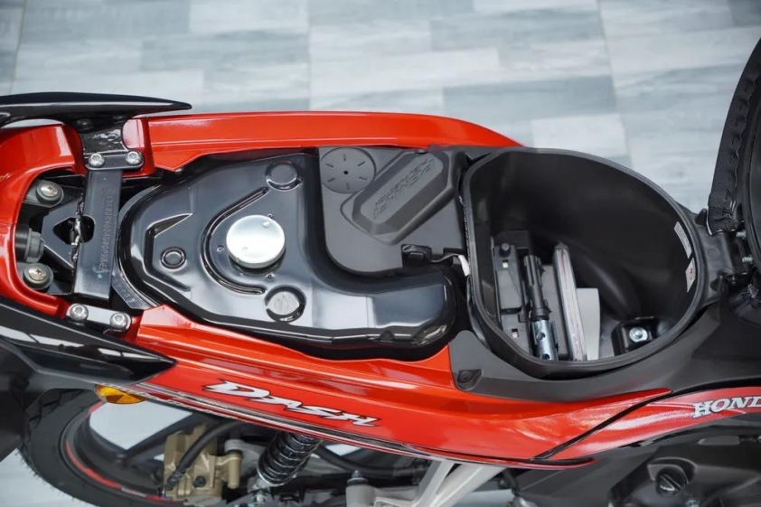 Honda Dash HRC 5