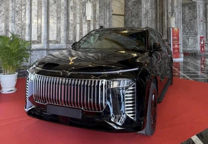 Rò rỉ thông số được cho là của VinFast VF 9 bản đặc biệt: Limousine sang trọng với chỉ 4 chỗ ngồi 689046