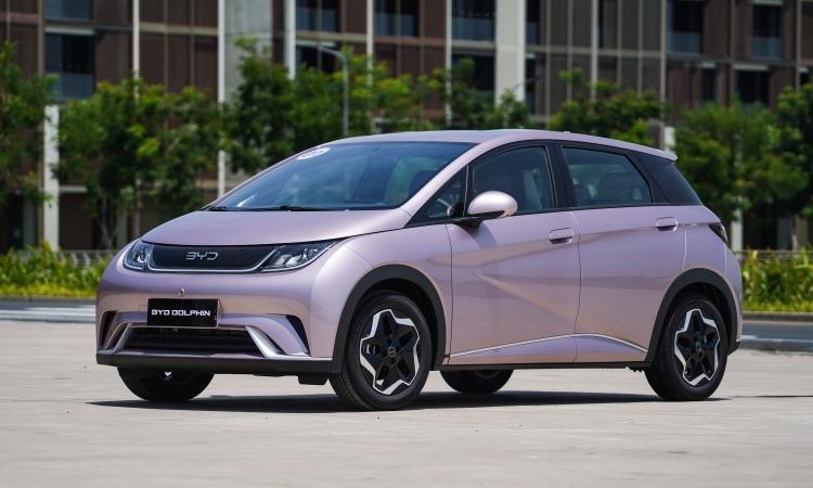 Người dùng ô tô điện cần lưu ý gì khi chọn lốp thay thế? 698498