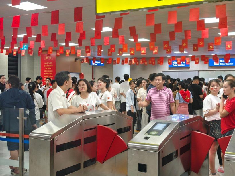 Thử nghiệm định danh điện tử và nhận diện sinh trắc học trên tuyến tàu điện Cát Linh - Hà Đông 707958