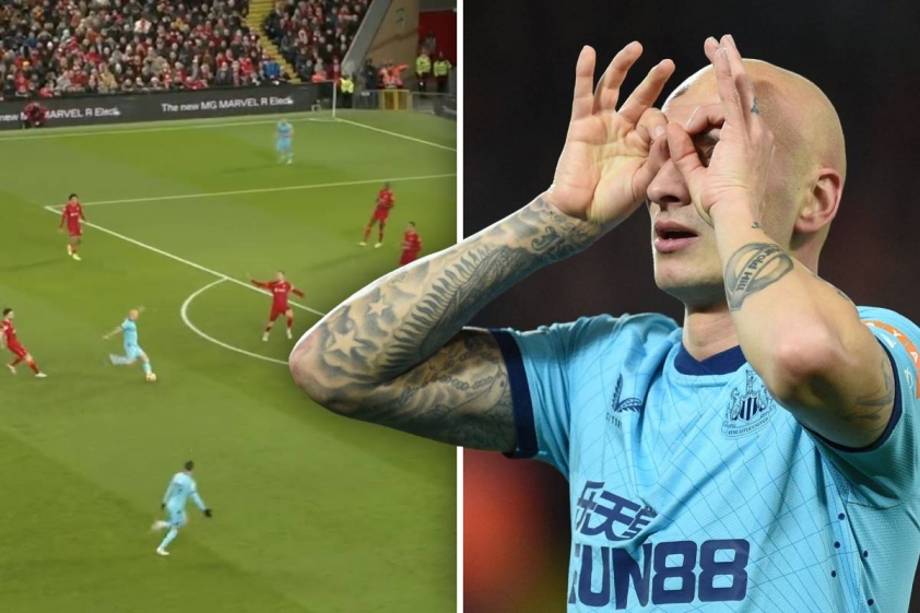 Điểm nhấn Liverpool - Newcastle: Salah, kỷ lục và tranh cãi 96485