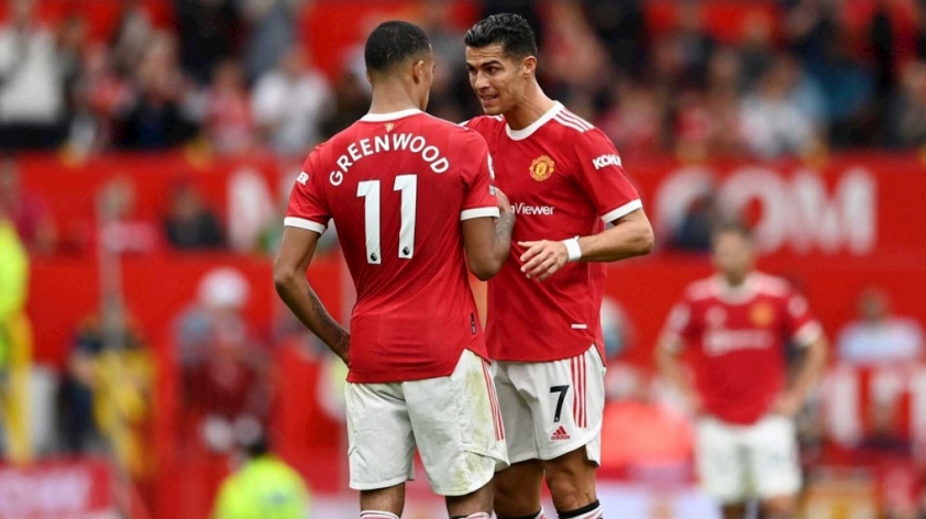 Phòng thay đồ MU rạn nứt: Nguồn cơn từ Greenwood, Ronaldo và...Solsa? 96540