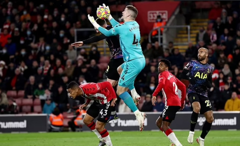 Tranh-cai-Tottenham-bi-trong-tai-xu-ep-mat-oan-2-ban-thang-truoc-Southampton-z3062673206874_03dc531f9629053d5aa37f406a7a8ae1-1640721799-501-width1005height611