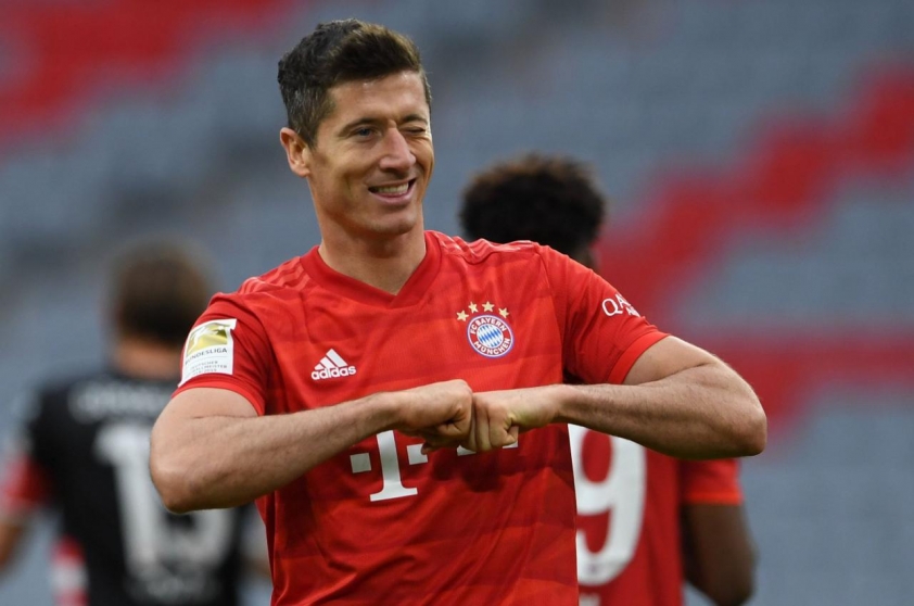 Chuyển nhượng bóng đá 16/4: MU nhắm sao Tottenham, Barca khó mua Lewandowski? 127694