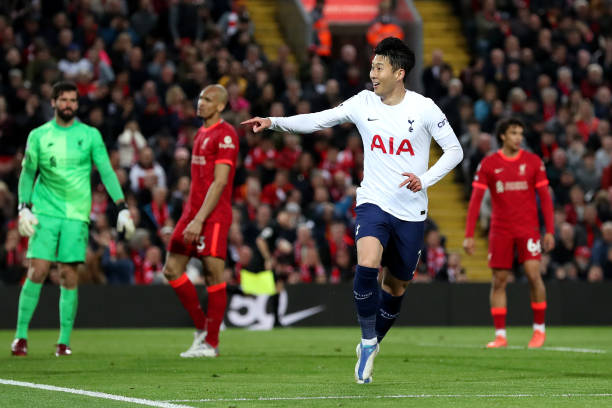 'Chung kết Ngoại hạng Anh': Man City đại chiến Liverpool vì ngôi vô địch? 135211