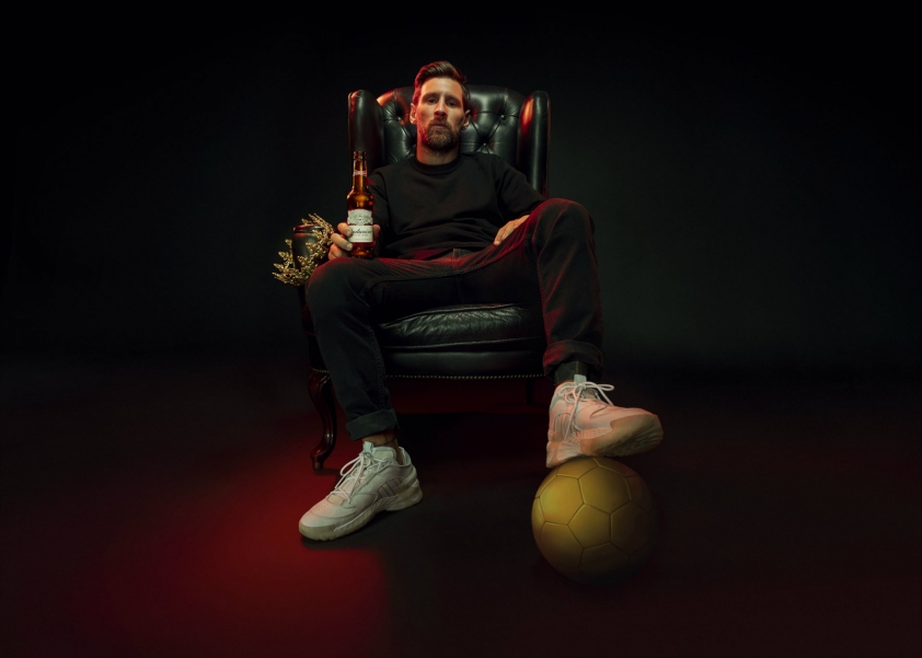 Messi vượt mặt Ronaldo, đoạt danh hiệu số 1 thể thao thế giới 136312