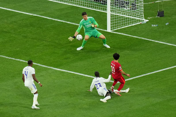 Liverpool chơi áp đảo Real ngay từ sau tiếng còi khai cuộc. Ảnh: internet