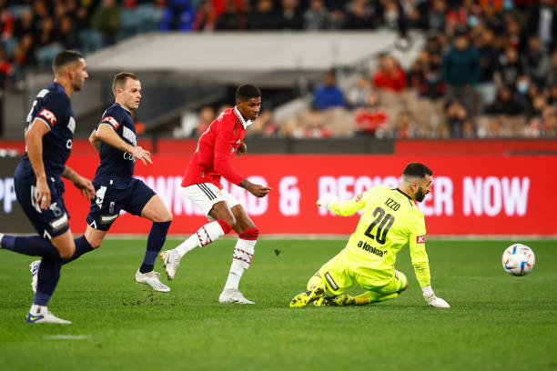 Pha dứt điểm gọn gàng của Rashford nâng tỉ số lên thành 3-1 cho MU. Ảnh: internet