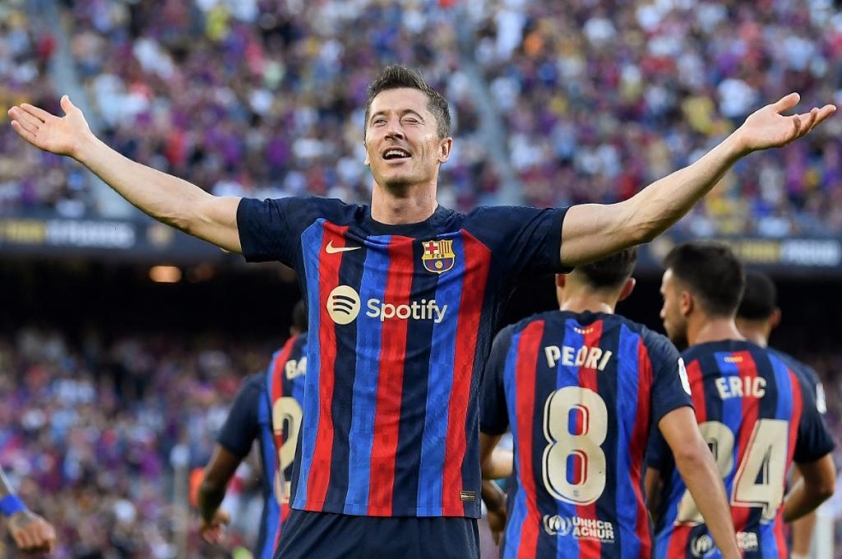 Đón tiếp Elche sẽ là cơ hội tốt để Lewandowski và hàng công Barca tìm lại cảm giác ghi bàn. Ảnh: internet
