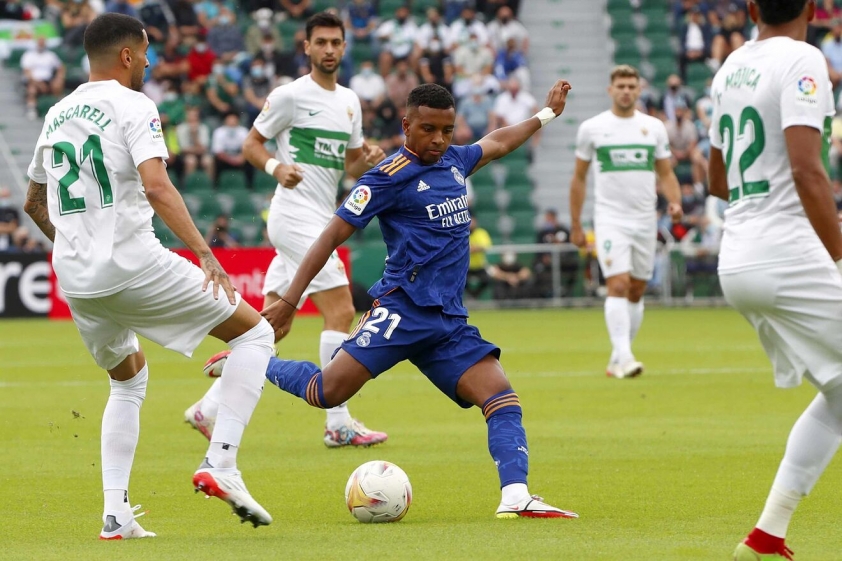 Dù đang dần hồi sinh phong độ nhưng Real Madrid vẫn là một thử thách quá lớn cho Elche. Ảnh: internet