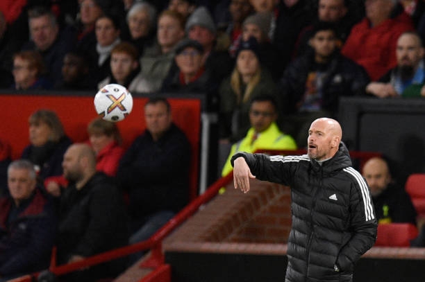Ten Hag vui sướng nhưng hứa sẽ không quên trừng phạt Ronaldo 205537