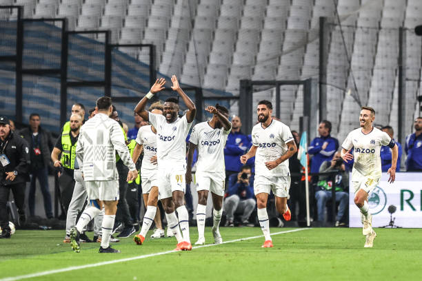 Mbemba có bàn thắng khai thông thế bế tắc, mở ra hy vọng đi tiếp cho Marseille. Ảnh: internet