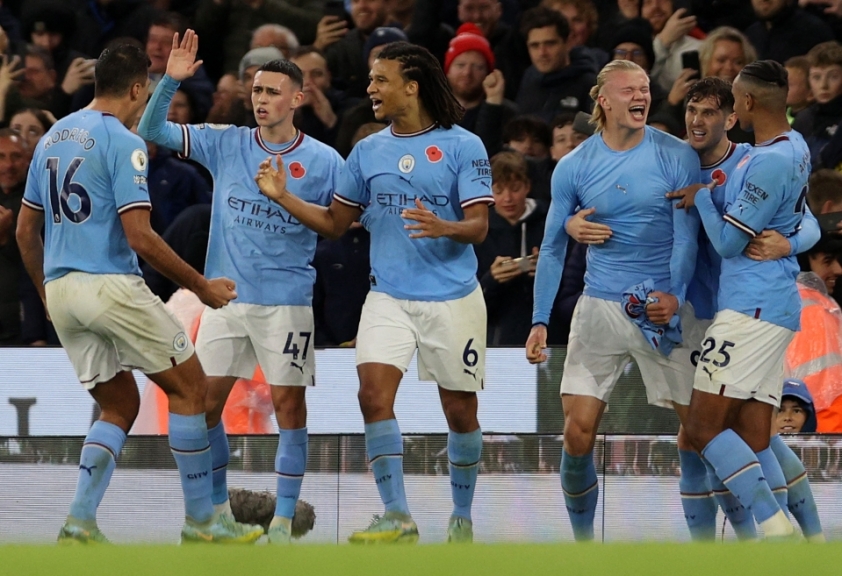 Pep Guardiola 'vỗ ngực' tự hào: 'Man City là đỉnh của đỉnh' 214217