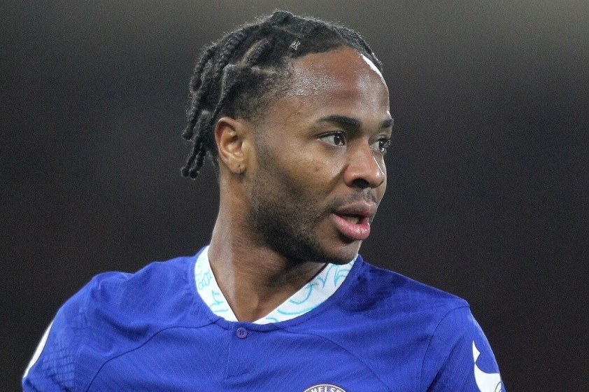 Arsenal chiêu mộ Raheem Sterling của Chelsea để đua vô địch C1 242843
