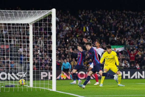 Trực tiếp Barca 2-0 Sevilla: Gavi nhân đôi cách biệt 246364