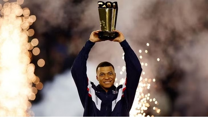 CHÍNH THỨC: Hướng tới danh vọng, Mbappe chốt xong bến đỗ tương lai 254909