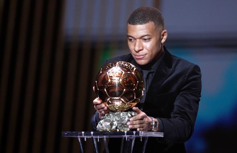 CHÍNH THỨC:Mục tiêu danh vọng, Mbappe chốt xong bến đỗ tương lai 254914