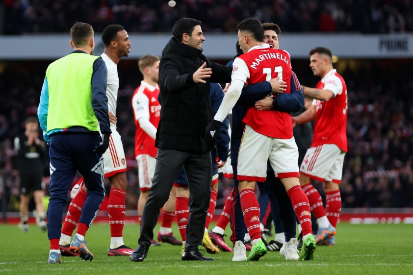Với việc liên tục vượt qua những thử thách khó khăn, Arsenal đã chứng minh được bản lĩnh đua vô địch. Ảnh: internet