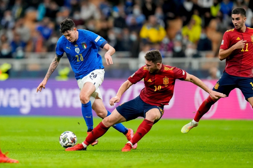bastoni-laporte-man-city-1681111852.jpg