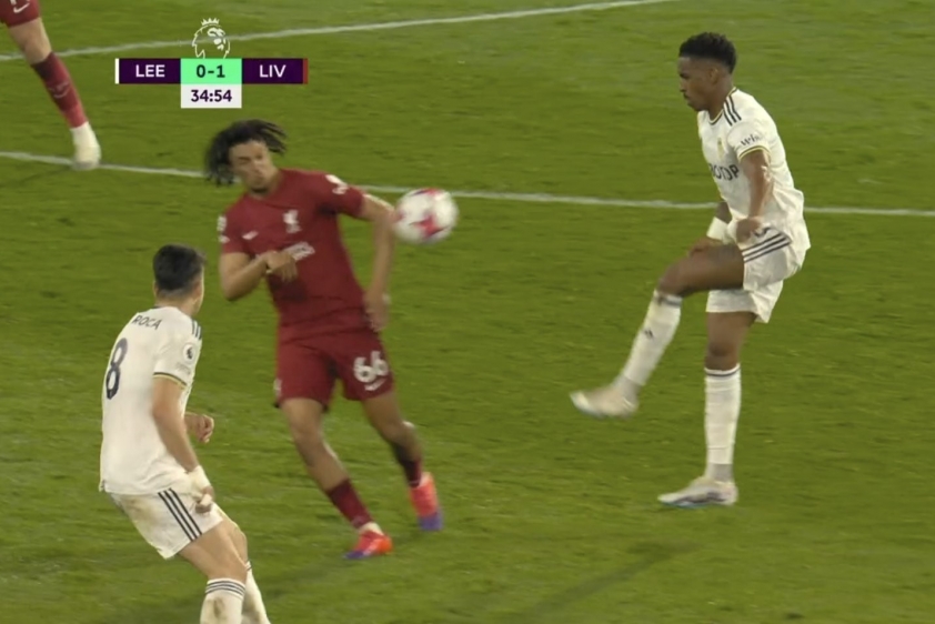 liverpool-leeds-var-1681783896.jpg