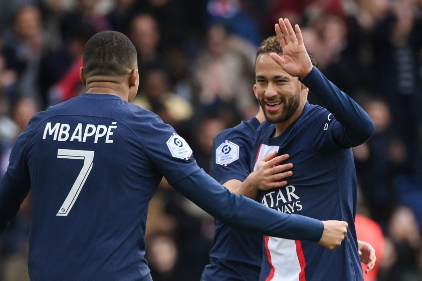 neymar-mbappe-1681793420.jpg
