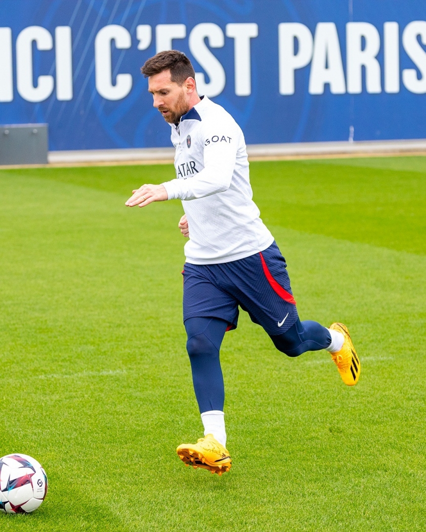 messi-tro-lai-psg-1683605071.jpg