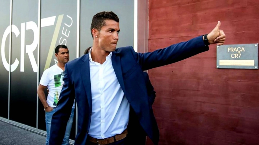 ronaldo-boss-1-1688610840.jpg
