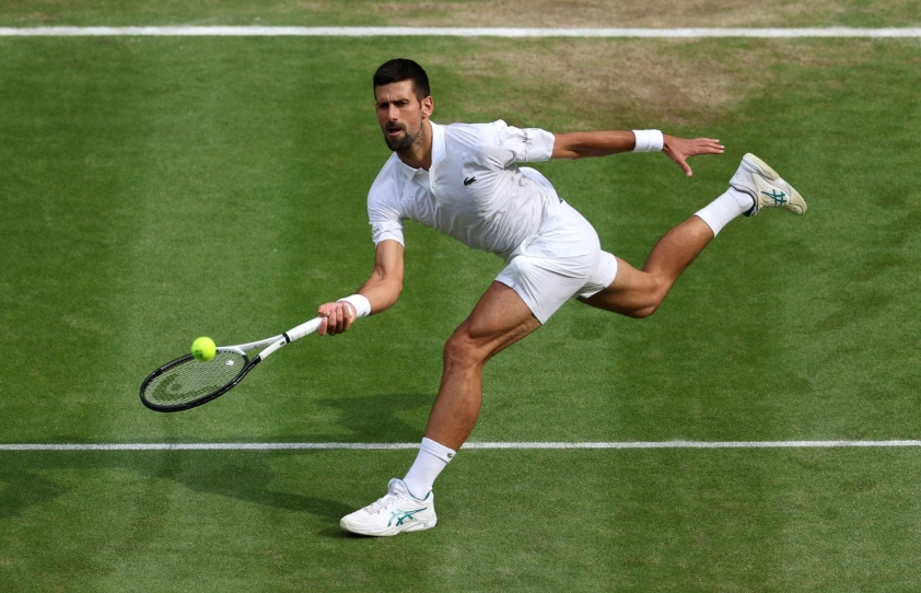 djokovic-set-1-1689532723.jpg