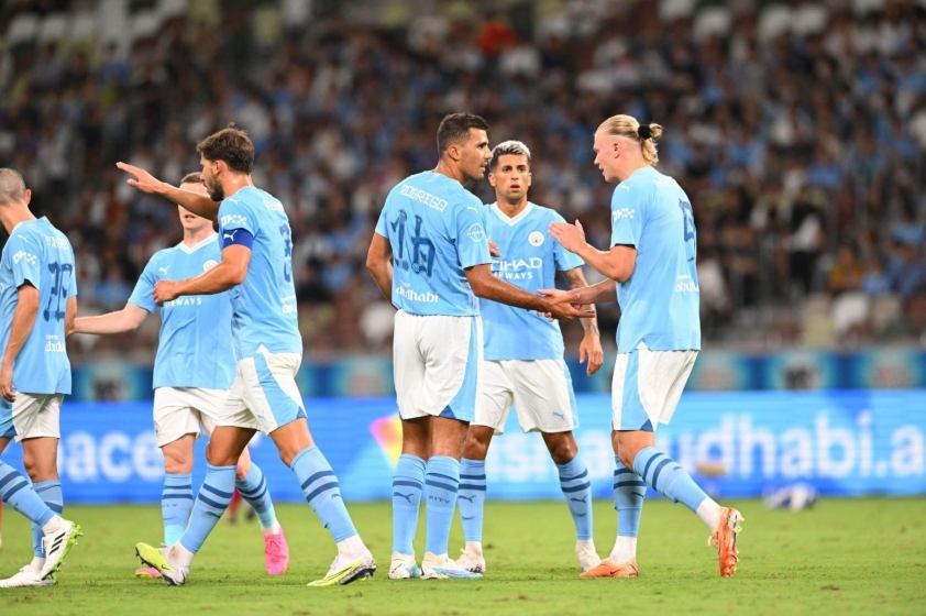 Haaland bùng nổ, Man City 'khai hỏa' tưng bừng với trận cầu 8 bàn 306371