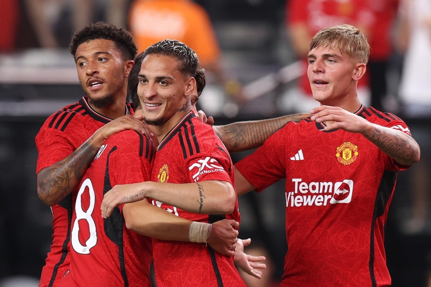 man-utd-adidas-1690843750.jpg