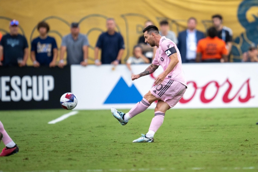 messi-goal-phila-1-1692157338.jpg