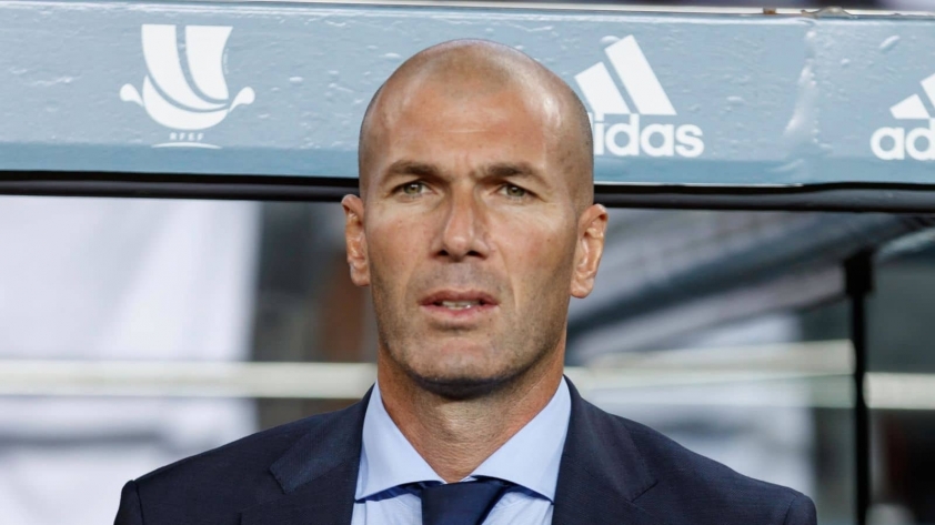 zinedine-zidane-legend-1695984730.jpg