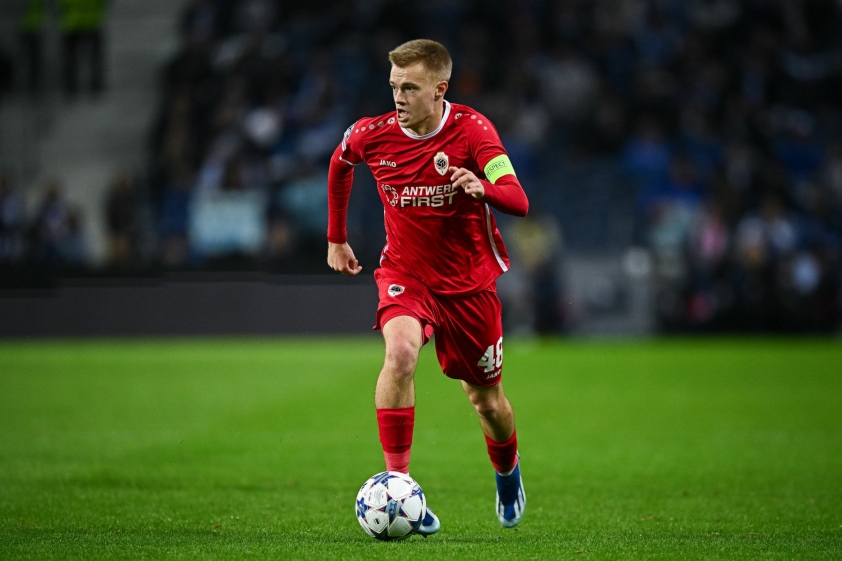 arthur-vermeeren-champions-league-1703664868.jpg