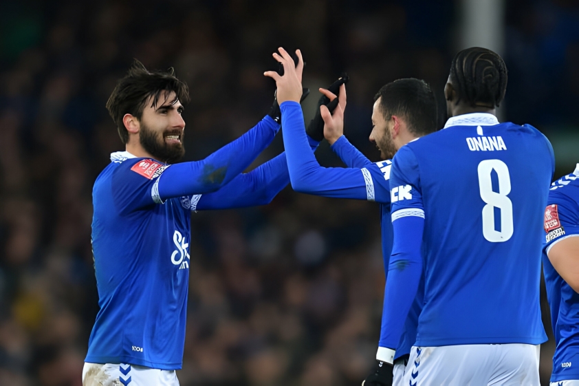 Everton vượt qua Palace để vào vòng 4 FA Cup 392527