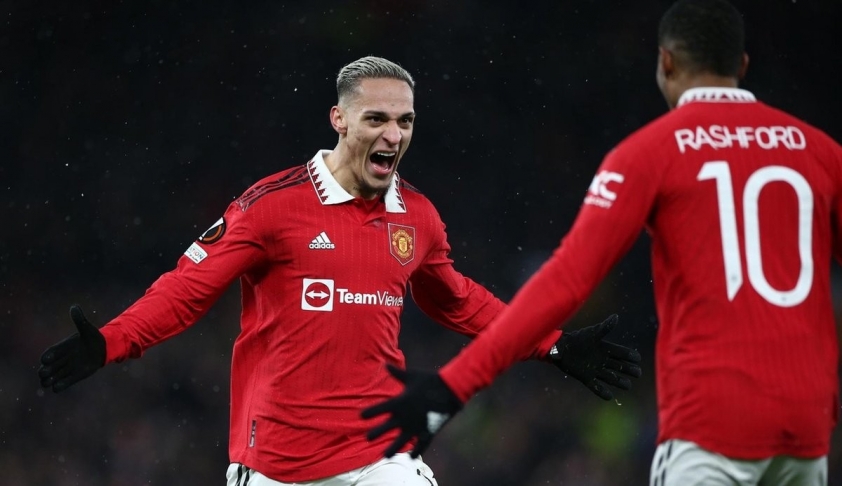 antony-l-del-manchester-united-celebra-marcar-el-2-1-en-los-octavos-de-final-de-la-uefa-europa-league-partido-de-ida-entre-el-manchester-united-y-el-real-betis-en-manchester-reino-unido-09-de-marzo-de-20-1699224748.jpg