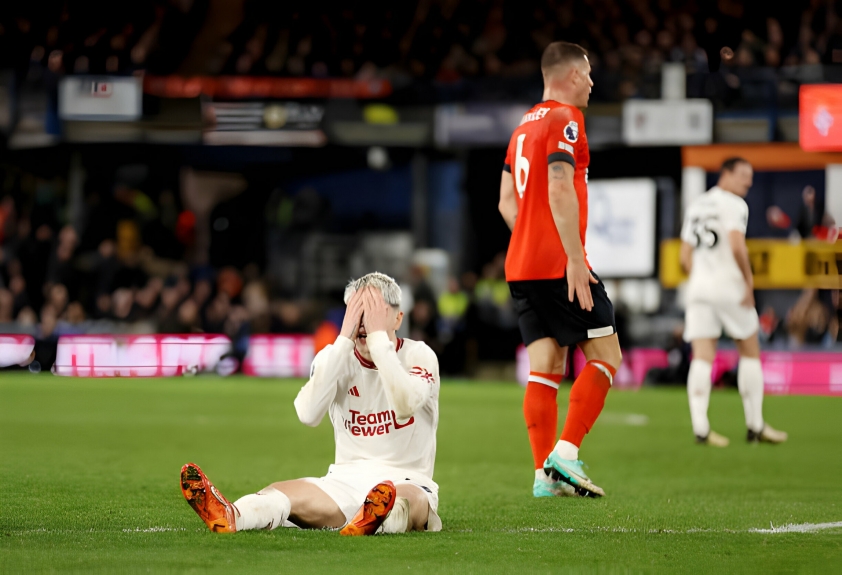 garnacho-mu-vs-luton-1708317683.jpg