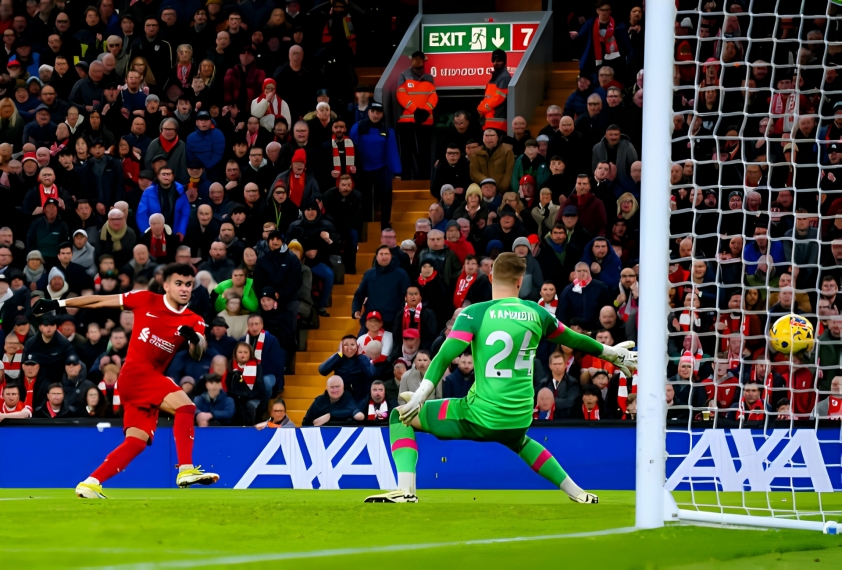 Ngược dòng 4 bàn, Liverpool chạy đà hoàn hảo trước chung kết Carabao Cup 409504