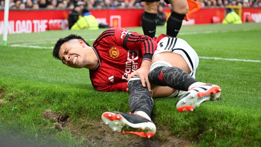 lisandro-martinez-qua-man-cam-voi-chan-thuong-ke-tu-khi-cap-ben-old-trafford