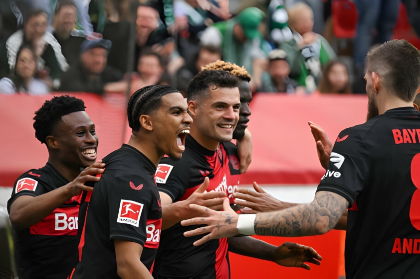 Trực tiếp Bayer Leverkusen 4-0 Werder Bremen: Chủ nhà chạm một tay vào chức vô địch 443433