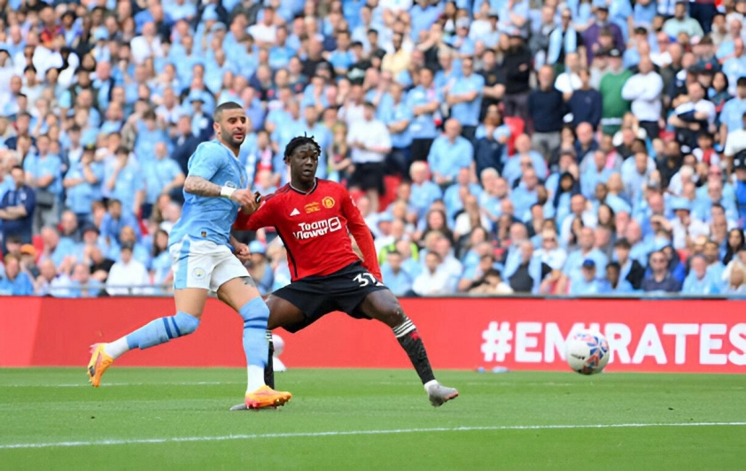 Trực tiếp MU 2-1 Man City: Bàn gỡ đã tới 469320