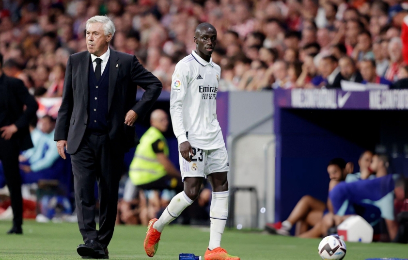 Bellingham thúc dục bạn thân tới Real; Ancelotti xác nhận gia hạn với trụ cột 532590