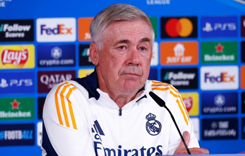 Ancelotti hy vọng bóng đá nên 'dừng lại', tiết lộ cảm xúc Vinicius 552003
