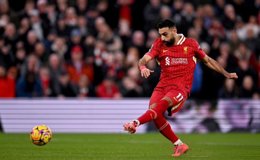 Salah chói sáng, Liverpool kéo dài chuỗi trận tệ hại của Man City 563727