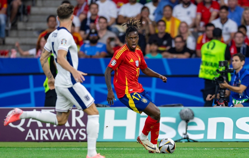 Rodri 'bắn tín hiệu' cho Man City ký ngay mục tiêu Barca 564891