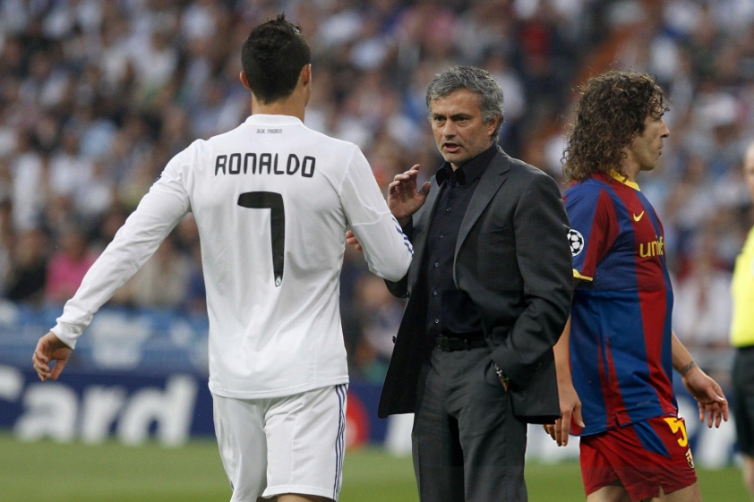 Mourinho 'chốt hạ' khả năng tái hợp Ronaldo tại Fenerbahce 566260