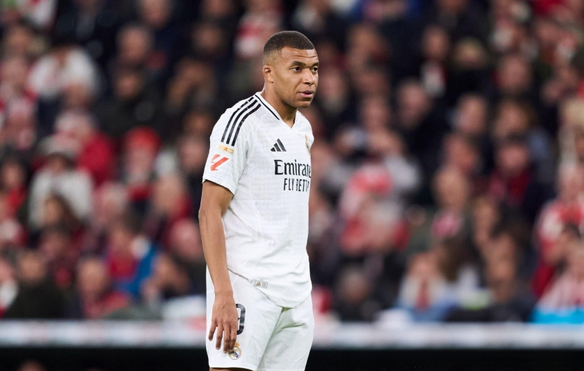Ngầm đe dọa Mbappe, Ancelotti báo tin về siêu sao 566097