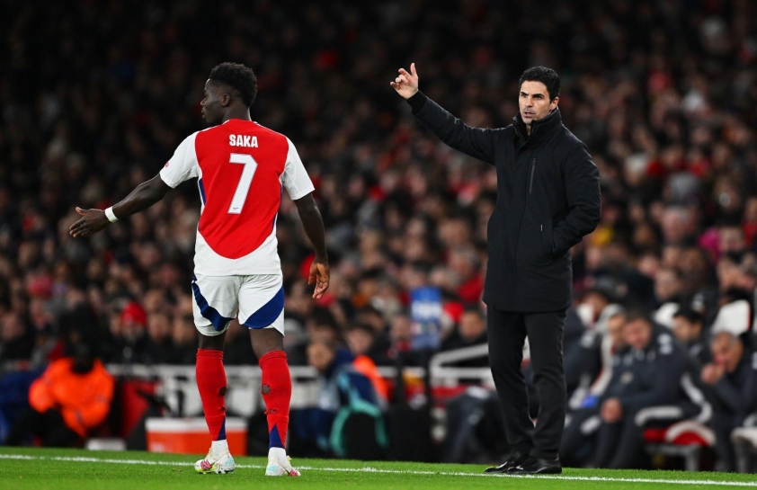 Saka trách đồng đội 'cướp' hat-trick vào lưới Monaco 568316