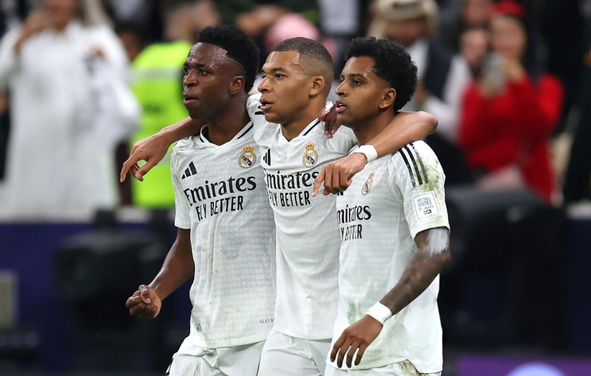 Vinicius tuyên bố bất ngờ về quan hệ với Mbappe 571517
